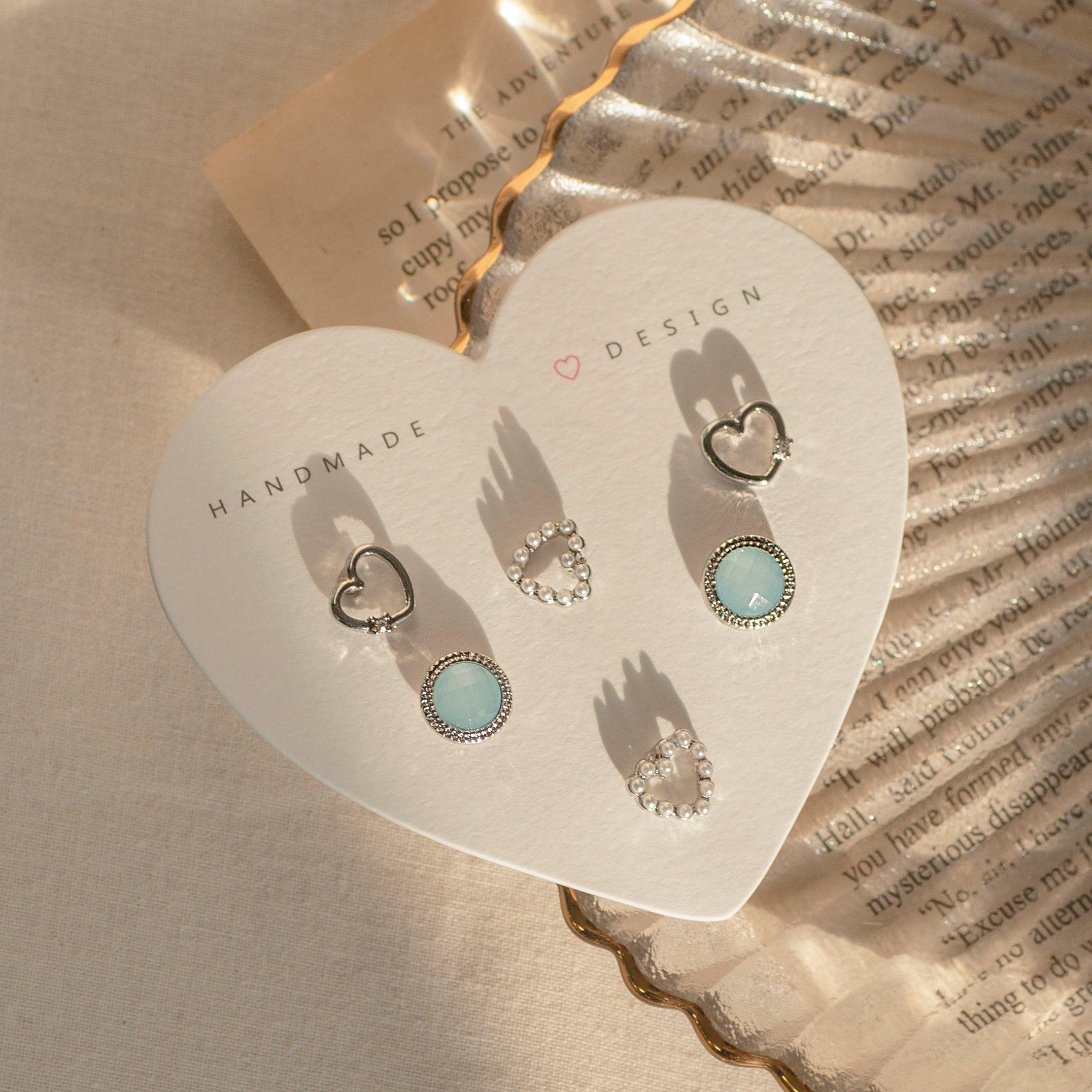 即納】Pearl Heart ピアス [8個セット] 韓国アクセサリー、軟骨ピアス