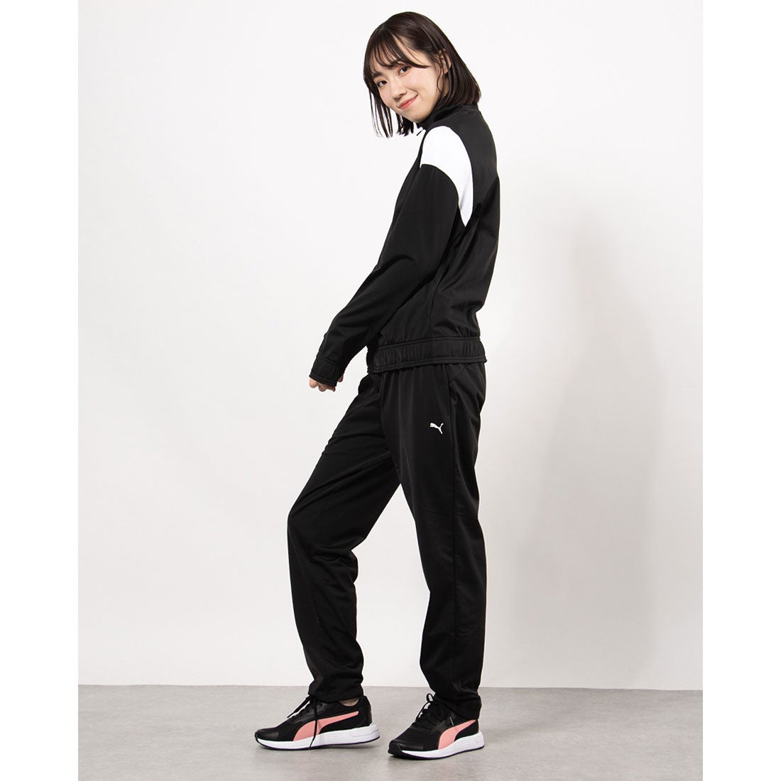 プーマPUMA レディース ジャージ上 白✖️紺 ロゴ - ジャージ