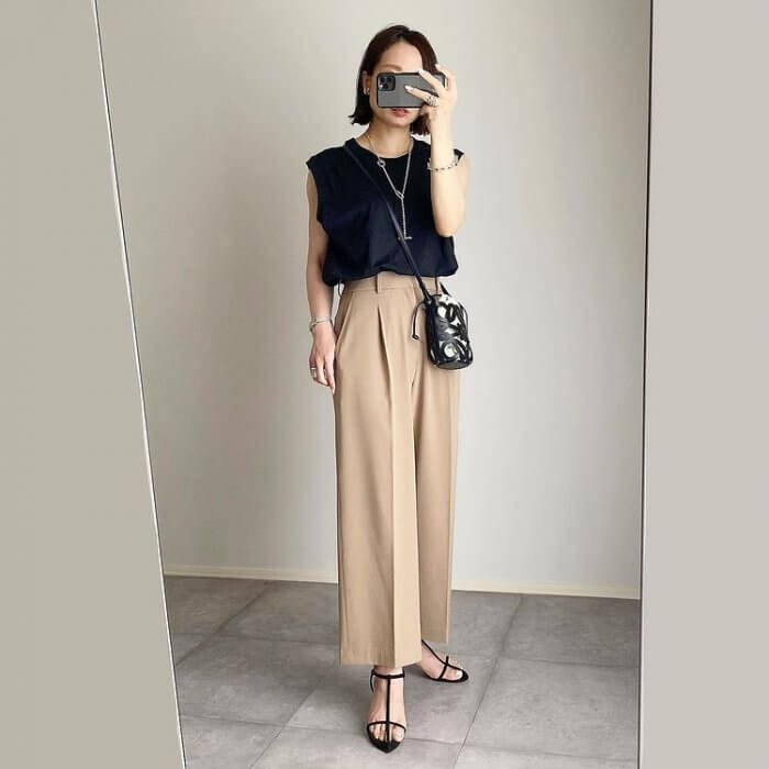 ☆美品☆ UNIQLO ユニクロ レディース パンツ オフィスでも Mサイズ