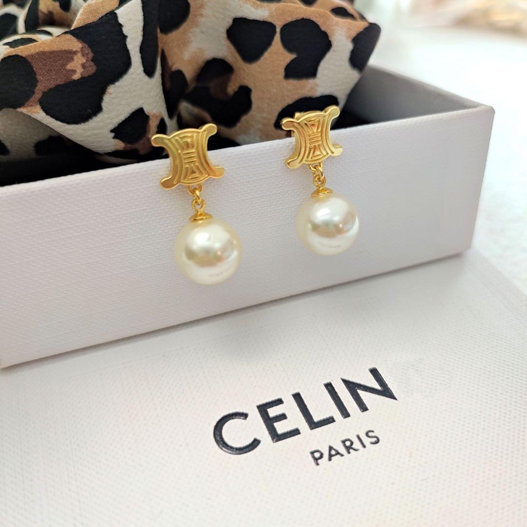 公式 パール Celine セリーヌ トリオンフ パールピアス 刻印あり