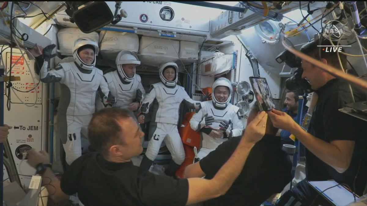 若田宇宙飛行士 搭乗の宇宙船、ＩＳＳ離脱 - 産経ニュース