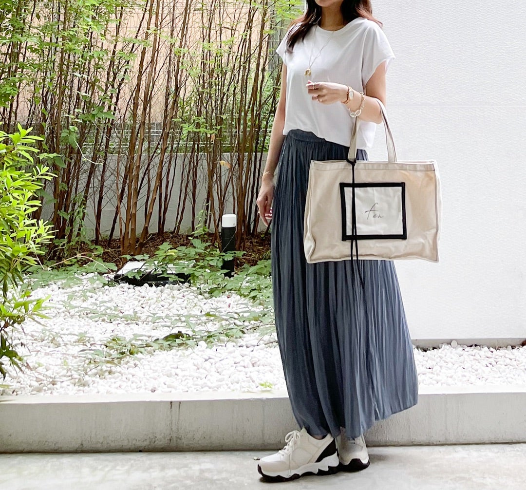 UNIQLO ワッシャーサテンスカートパンツ S - パンツ